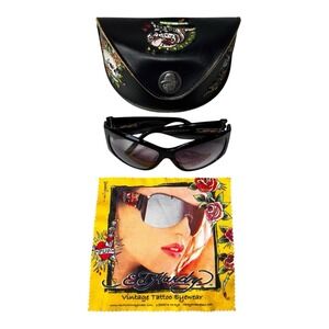ED HARDY Vintage Tattoo Eyewear Womens Black Sunglasses Case & Cloth, w/ DEFECT